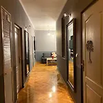 Real Hostel