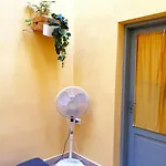 Real Hostel Апартаменты *