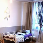 Real Hostel *