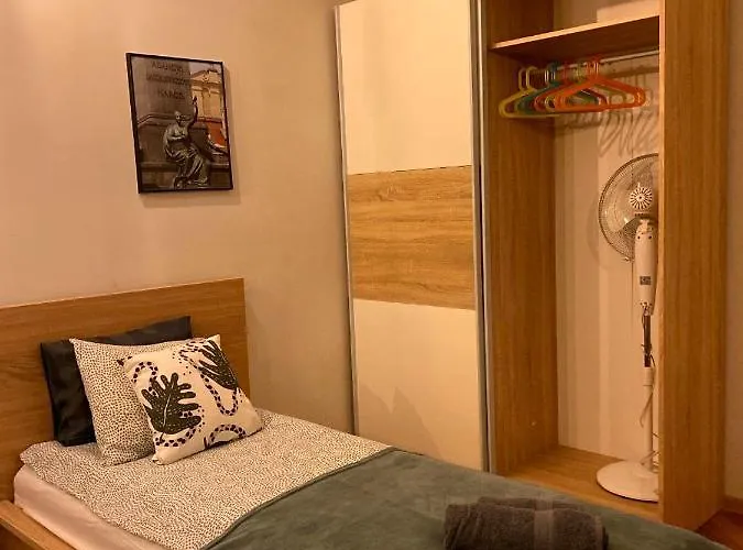 Real Hostel * كراكوفيا